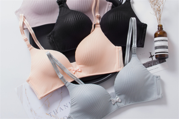 洛丽塔丽娅内衣